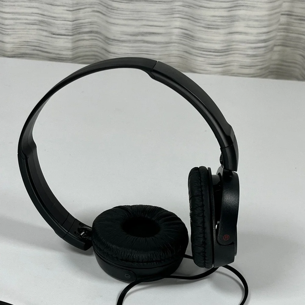 Sony MDR-ZX110 Wired On-Ear Headphones Black Foldable MDRZX110/B‎